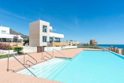 Lovely villa with uninterrupted sea view