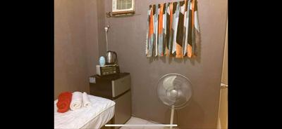 JOHNFONZ BUILDING Affordable Room