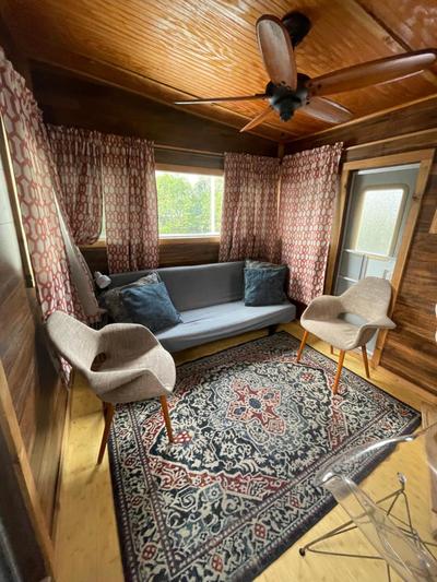 Updated houseboat on the river!