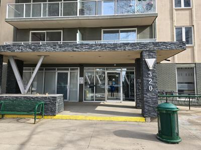 Smart Stylish Downtown Condo- 2 bedrooms