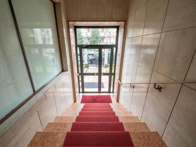Milano 5 Guests - Modern Apt with balcony