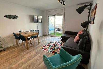 Precioso apartamento reformado en Roses AV-15