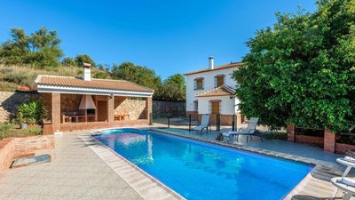 Villa El Terral Riogordo by Ruralidays