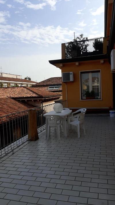 B&B CALIFANO- 2 Leoni