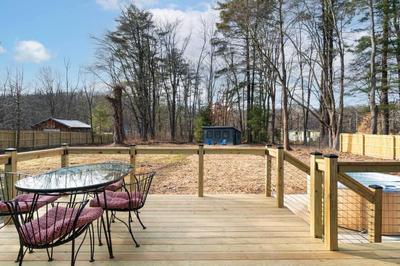 New Paltz Zen Wellness Cabin w/ Hot Tub