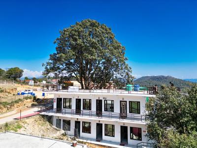 Hotel Atithi, Chaukori - Himalaya View