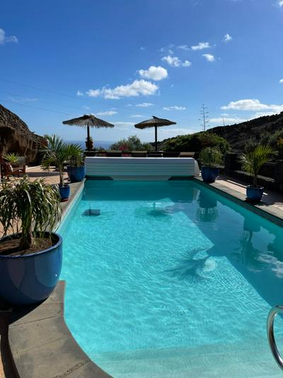 Castillo Lanzarote Villa Winni - Luxury Villa - Pet friendly with heated Pool