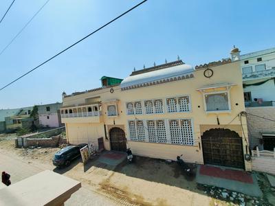 Garh Madan Heritage Hotel