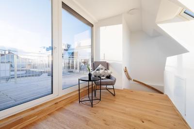 SYMPHONY Apartments 41 - Modern Loft with Terrace and Grill in Central Location