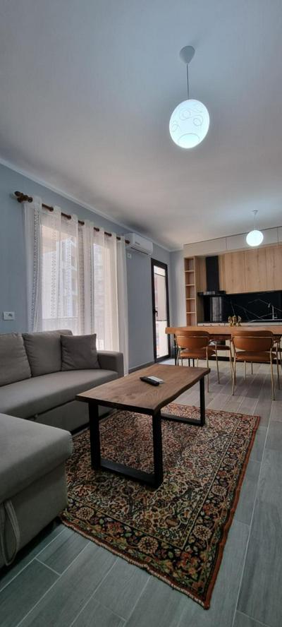 Mine Peza lux apartment