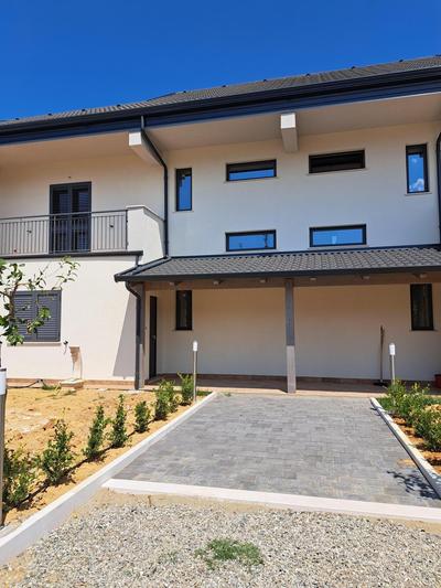 Villa Corina