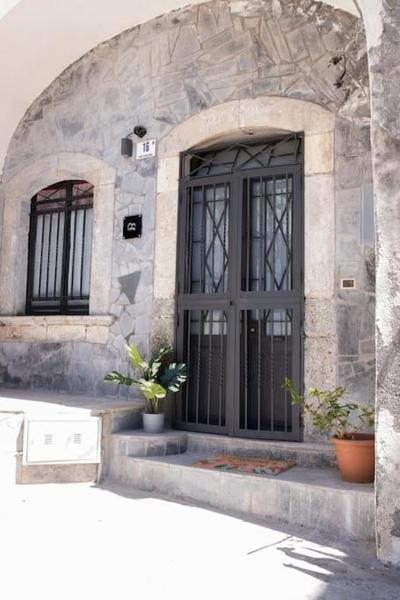 Casa Vacanze - I Portici House