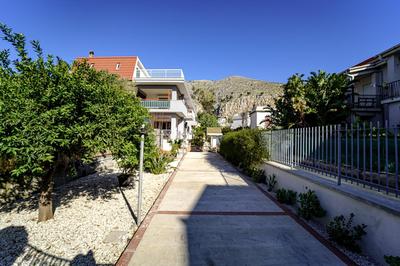 Lovely Villa, close to the beach