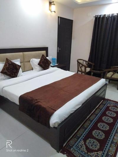Hotel Tulsi