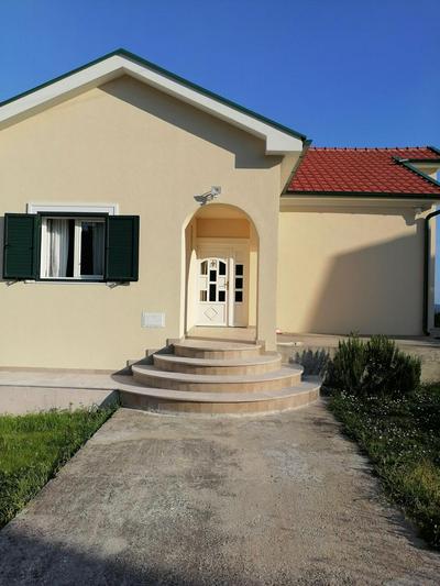 House Leana Herceg Novi