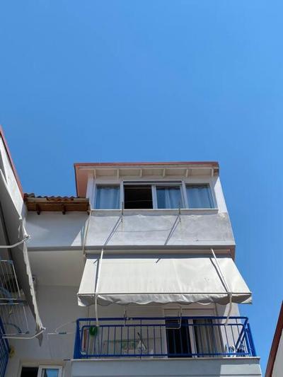 Cozy new studio few meters away from beach side.