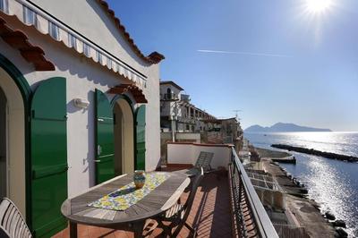 House Dream on the sea