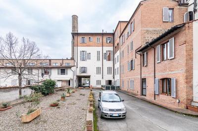 Into the Blu Apartment with private parking!