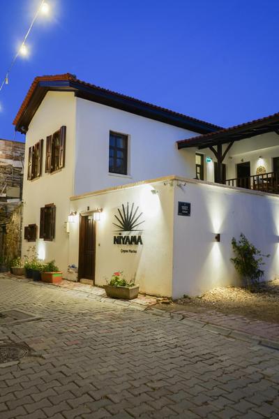 NİYAMA MARİNA Butik Hotel