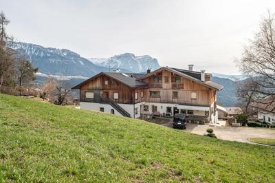 Pear Luxury Apartment