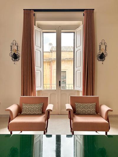 Damarosa Suite - Luxurious 2 Bedroom