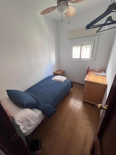 Single room in shared apartment