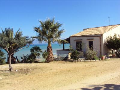 Blunda Holiday Home