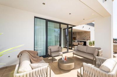 Villa Galla - Sea view, Jacuzzi, Heated pool Modern design