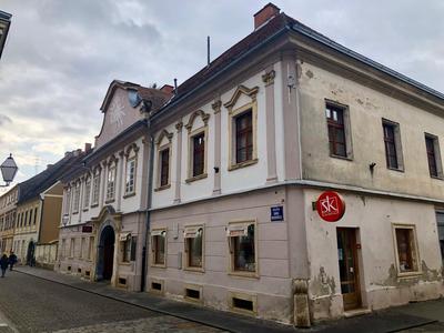 Little Vienna Silver Apartment