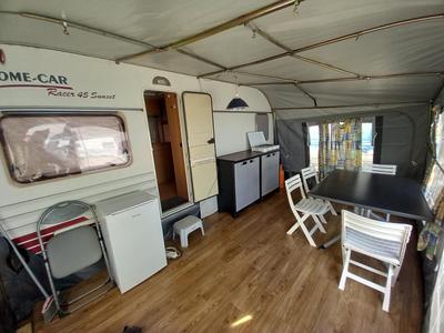 Caravan near the sea 4