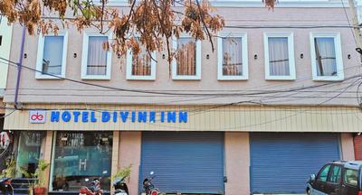 Hotel Divine Inn