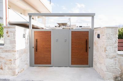 Studio Verde Glaros w. Outdoors, near the Beach