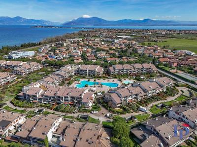H2o Green Residence with 3 pools DesenzanoLoft Official Partner Homes & Villas by Marriott Bonvoy