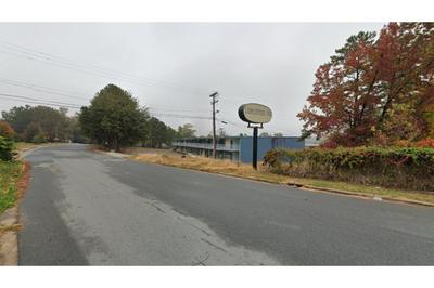 Lamplighter Inn by OYO Charlotte Airport Area