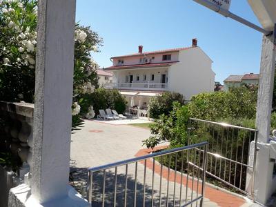 Spacious Apartment in Palit with Private Garden