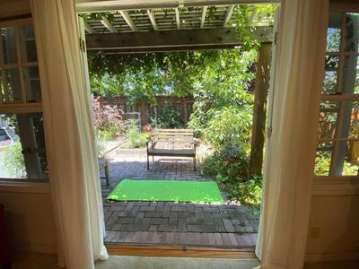 Garden Cottage Paradise Also Perfect for WFH-ers