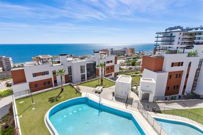 El Higueron apartment by Costarentals - Ref 66