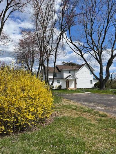 Newly Renovated Modern Farmhouse
