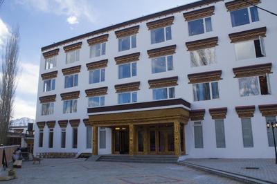 Hotel Dekiling by Ladakh lodge Group