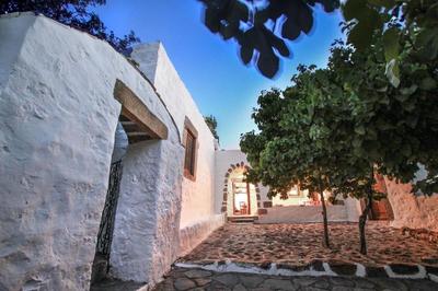 Traditional Farm House Langada