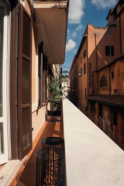 The Flow - Via Del Corso