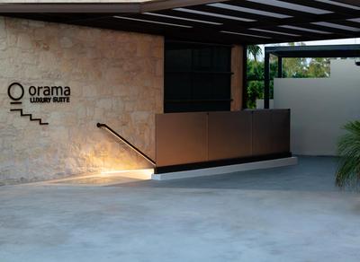 Orama Luxury Suite 3 Bedrooms with Private Pool