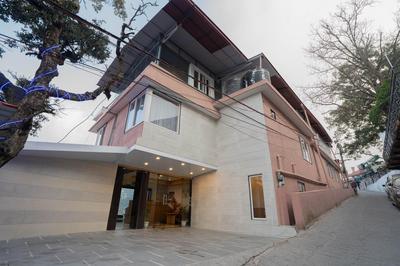 PerfectStayz Premium at Mall Road