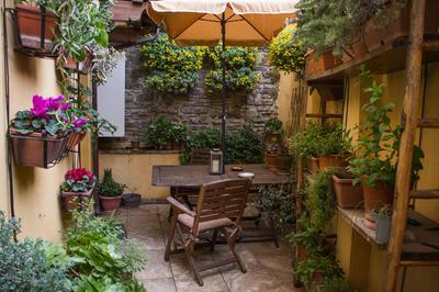 Residenza Fra Le Torri - Charme & Art Gallery Home