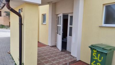 Relax Mandre 200m from the beach Sea view