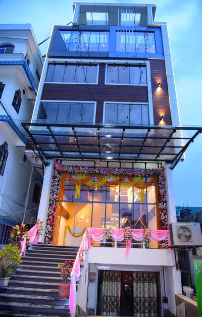 Hotel Pavitra