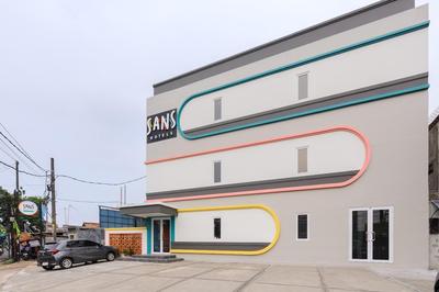 Sans Hotel Pesona Bekasi