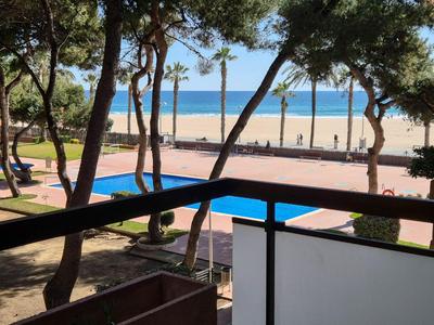 AT141 Els Pins, comunidad con piscina en primera línea