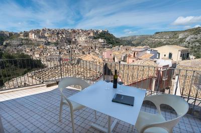 Wohnung mit Panoramablick, nahe der Piazza Duomo