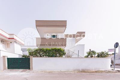 Evangelio's flat- San Foca